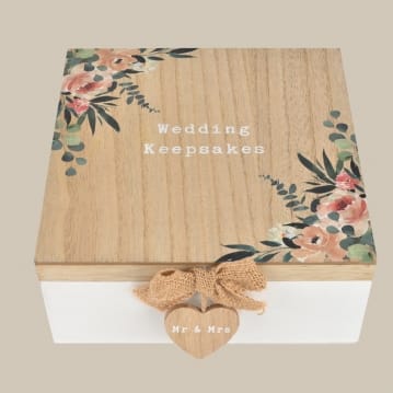 Wooden Mr and Mrs Wedding Day Keepsake Box 