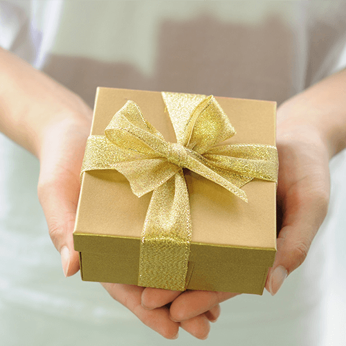 Graduation Gift Giving Etiquette