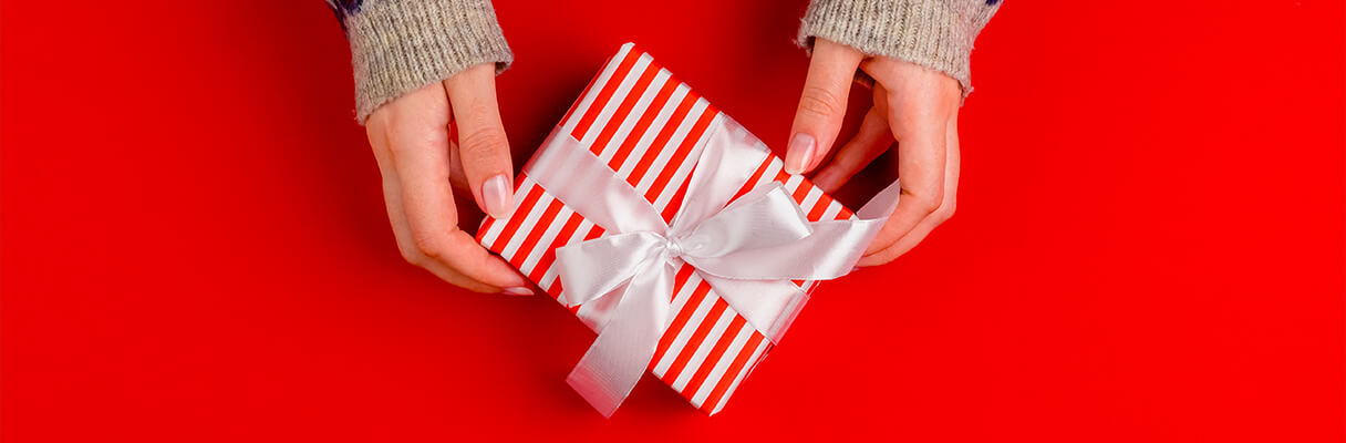 May your Christmas be merry and your bills be small with these gifts under £10