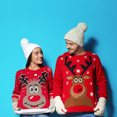 Fun & Romantic Christmas Eve Traditions for Couples Fun & Romantic Christmas Eve Traditions for Couples