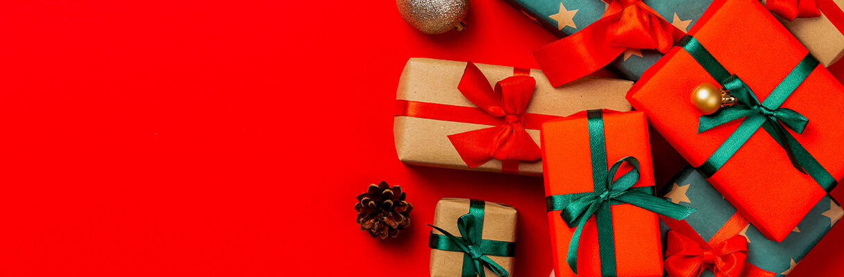 Gifts That'll Make Your Christmas Dinner Conversation Very Interesting