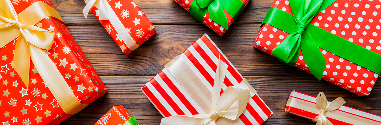 Last-Minute Gifts That Say 'I Tried' (But Also 'I'm Hilarious')