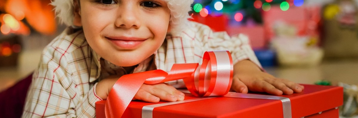 Christmas Eve Box Fillers: Creative Ideas for Every Age