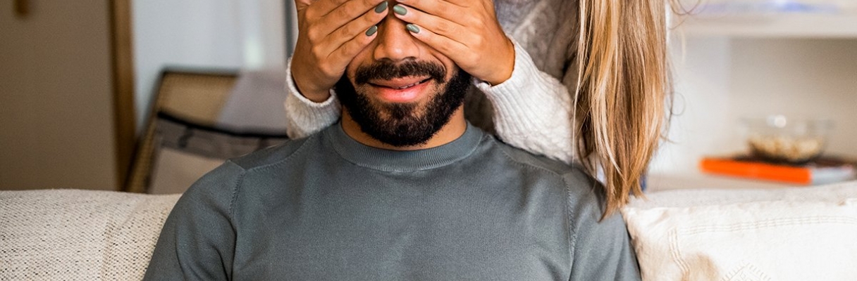 Top Personalised Birthday Gifts for Him: Unique Ideas That Make Him Smile