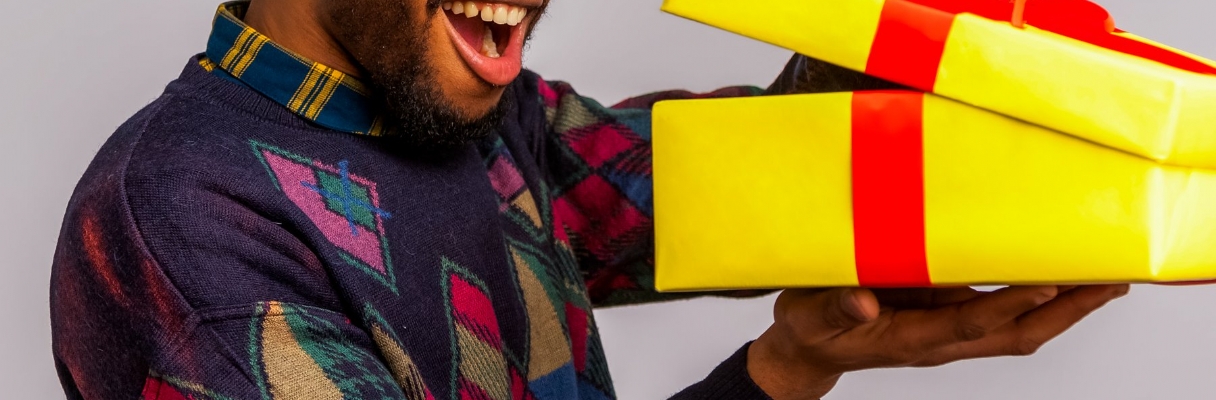 Unusual Gift Ideas: The Ultimate Guide to Unique & Memorable Presents Unusual Gift Ideas: The Ultimate Guide to Unique & Memorable Presents
