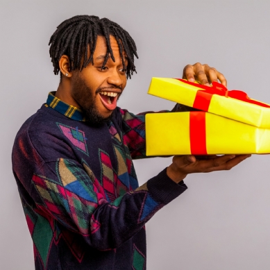 Unusual Gift Ideas: The Ultimate Guide to Unique & Memorable Presents