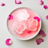 Thumbnail 7 - Floating Rose Bath Lights