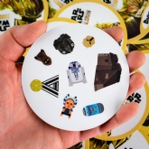 Thumbnail 5 - Dobble Star Wars Mandalorian Card Game