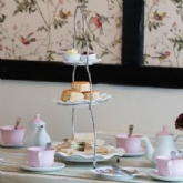 Thumbnail 2 - Entrance Windsor Castle & Sparkling Cream Tea at Clarence Brasserie for Two