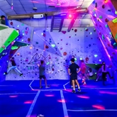 Thumbnail 5 - Introduction Course to Bouldering for Two