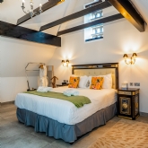 Thumbnail 2 - Entrance to Blenheim Palace and Overnight Stay at Weston Manor for Two