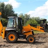 Thumbnail 3 - JCB Digger Driving Experience