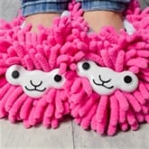 Thumbnail 6 - Llama Cleaning Slippers