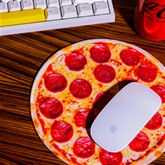 Thumbnail 1 - Pizza Mouse Mat