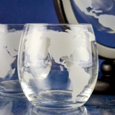Thumbnail 8 - Globe Decanter with Two Whisky Glasses