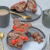 Thumbnail 7 - Personalised Loaded Chocolate Papa & Baby Bears