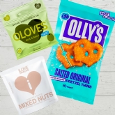 Thumbnail 6 - 19 Crimes Sauvignon Blanc & Red Wine Savoury Snacks Gift Sets