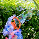 Thumbnail 3 - Giant Bubble Gun with Flashing LED Lights