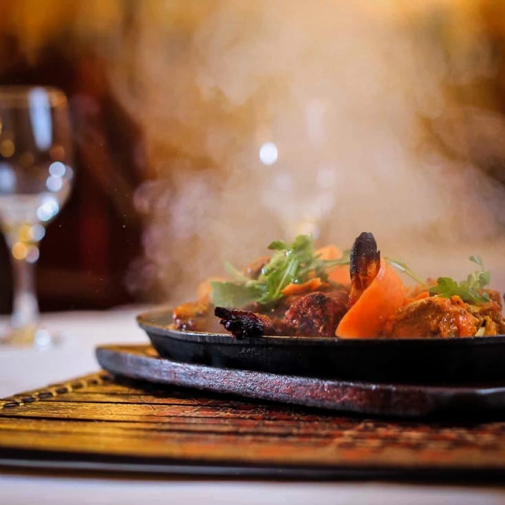 Unique Places to Dine For Two | Find Me A Gift