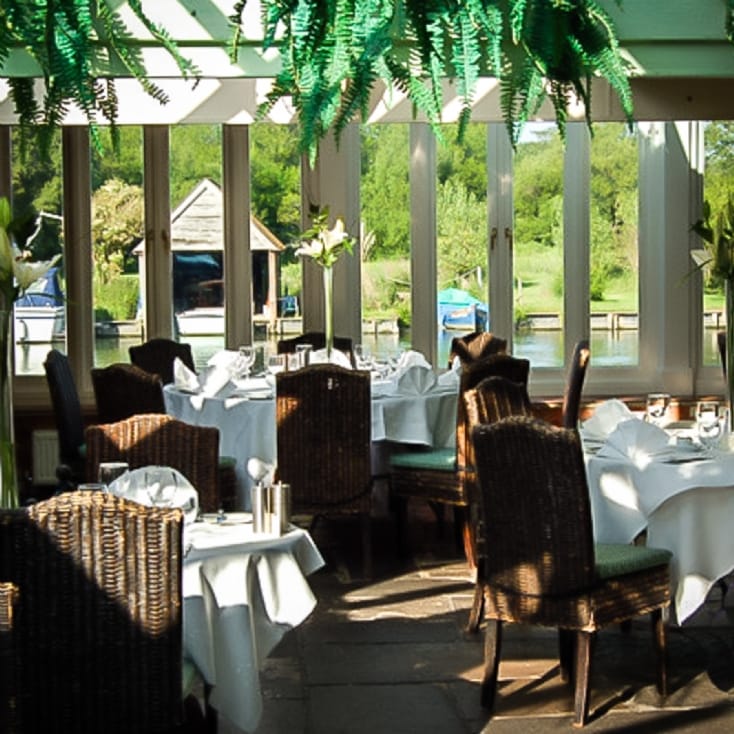 Unique Places to Dine For Two | Find Me A Gift