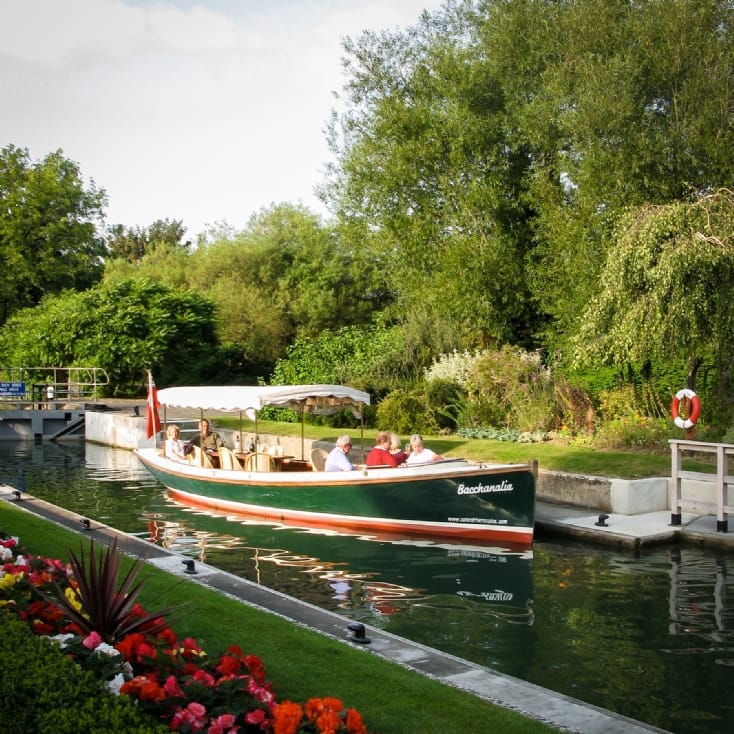 Oxford Picnic Lunch Cruise for Two | Find Me A Gift