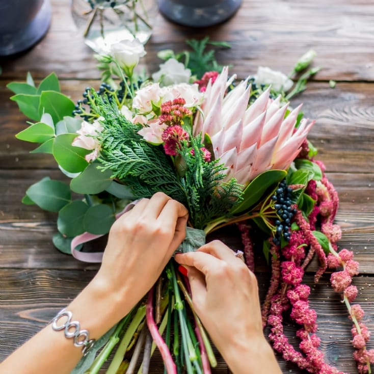 Flower Arrangement Find Me A Gift