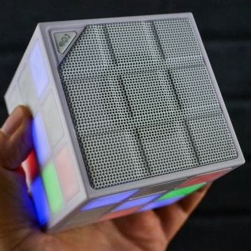 Colour Changing LED Cube Bluetooth Speaker