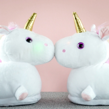 Light up best sale unicorn slippers