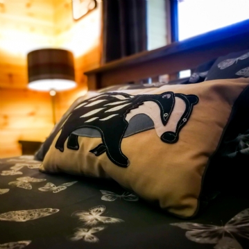 Two Night Stay in a Log Cabin at Badgers Wood, Hoo Zoo and Dinosaur World