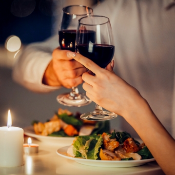 Executive Yacht Stay with Dinner and Wine