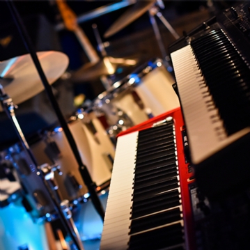 A Night on the Tiles with Dinner at The Jazz Cafe Reading