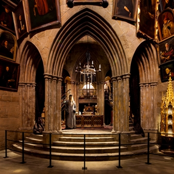 Warner Bros. Studio Tour for Two & Afternoon Tea at Shendish Manor