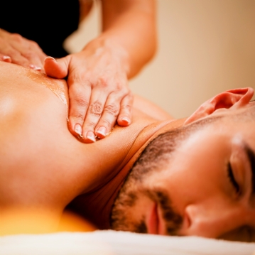 60 Minute Luxury Couples Massage at Mermaid