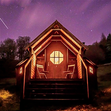 Two Night Cabin Weekend Break at Full Circle