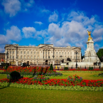 The State Rooms, Buckingham Palace & Sparkling Tea at The Royal Horseguards