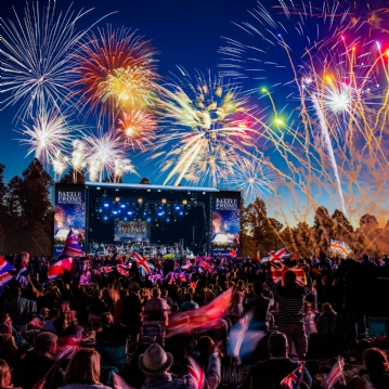 Outdoor Proms Concert for Two with a Bottle of Bubbly