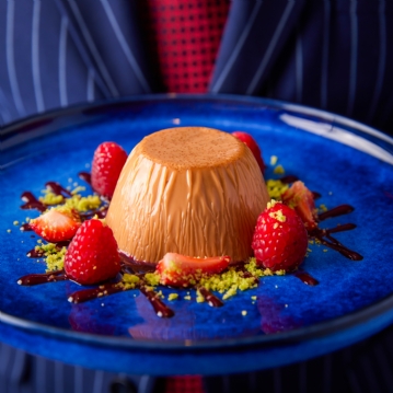 The King's Gallery London & Lunch for Two at The Royal Horseguards Hotel