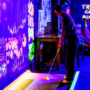 Competitive Socialising