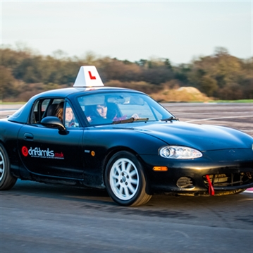 Under 17’s Fun Drive Mazda MX5