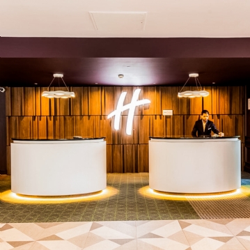 Twilight Spa and Treatment for Two at Natural Light