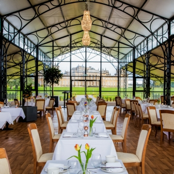 Entrance to Blenheim Palace with Afternoon Tea for Two