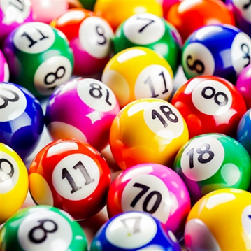 Drag Bingo with Glass of Fizz for Two