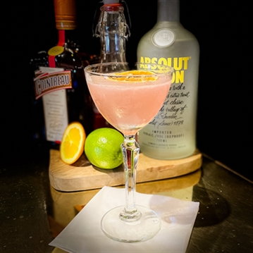 Cambridge Speakeasy Cocktail Coaching Experience For Two