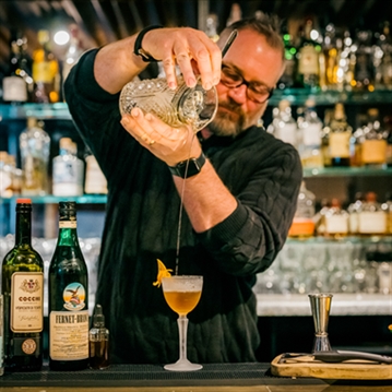 Cambridge Speakeasy Cocktail Coaching Experience For Two
