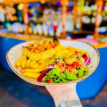 Windsor Castle & 3 Course Meal at Corner House