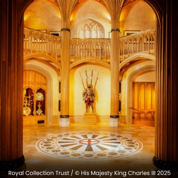 Windsor Castle & 3 Course Meal at Corner House