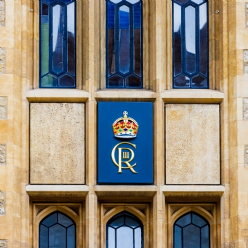 Entrance to Tower of London & 3 Course Meal at The Shakedown for 2