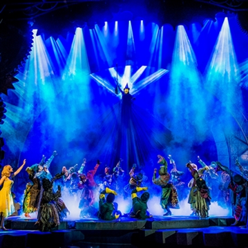 Tickets to Wicked and a Meal for 2