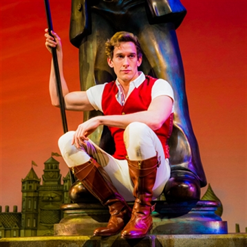 Tickets to Wicked and a Meal for 2