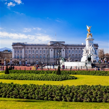 Buckingham Palace and Clermont Charing Cross Afternoon Tea